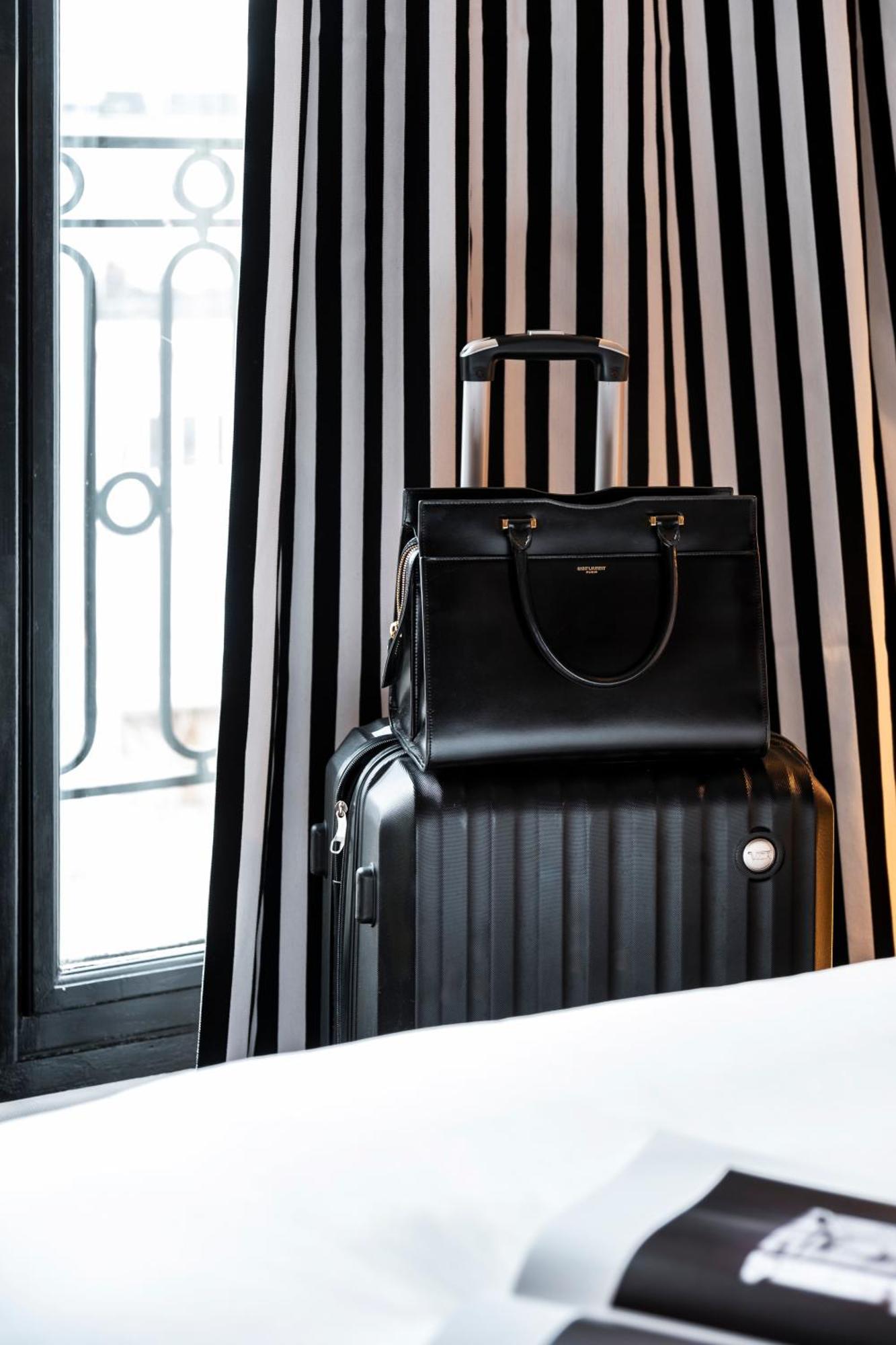 Chambre Prestige Balcon Arc De Triomphe