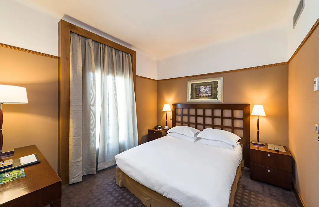 Hotel Mercedes-1