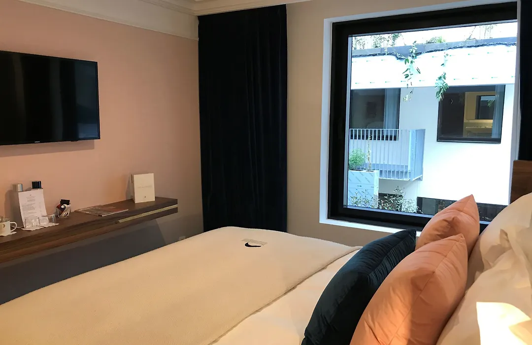 Hotel Parister Piscine&Spa-1