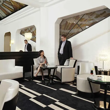 Mercure Paris Opéra Faubourg Montmartre-2